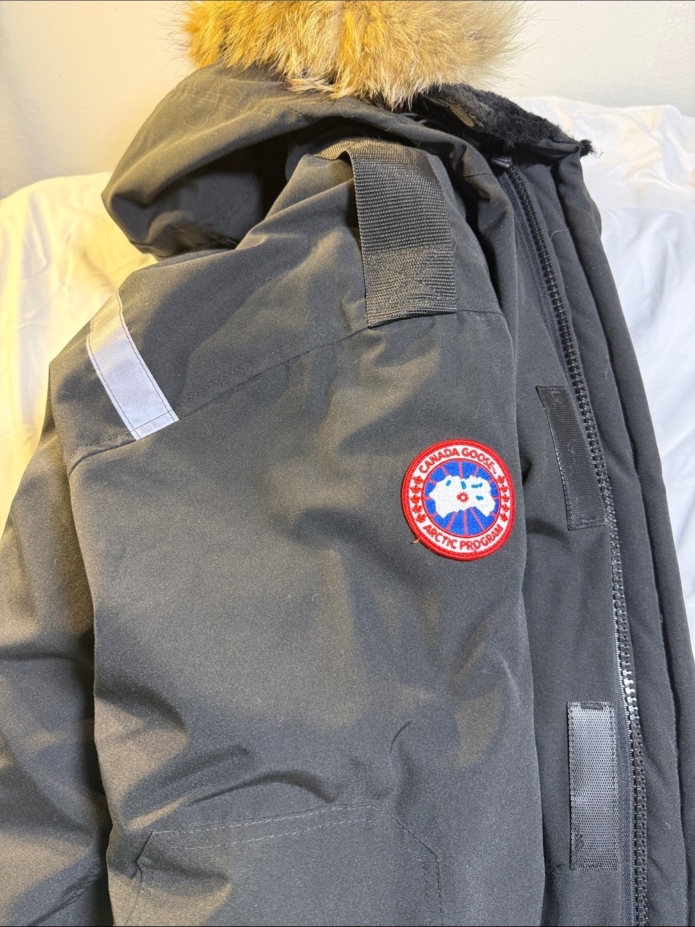 Canada Goose Black Mens Puffer Parka with Coyote Fur-Trim Hood - Picture 4 of 6